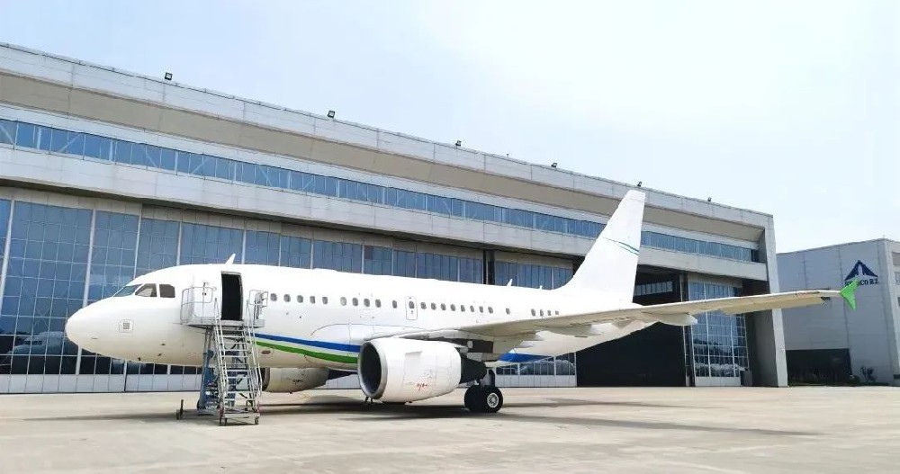 日照山太完成ACJ318公务机辅助中央油箱拆装及测试工作